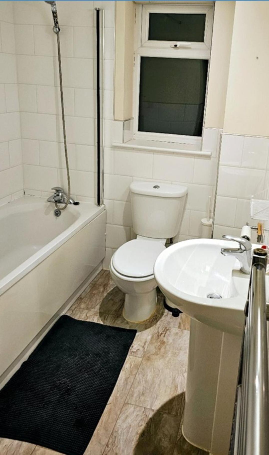Extra Large Bedroom Dartford Exterior foto